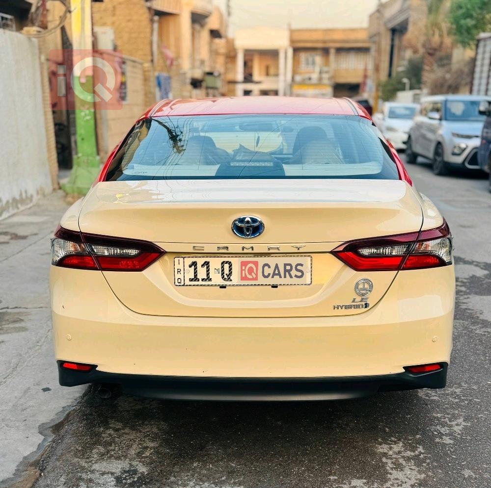 تۆیۆتا کامری